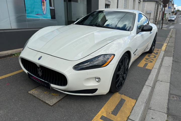 MASERATI GRANTURISMO