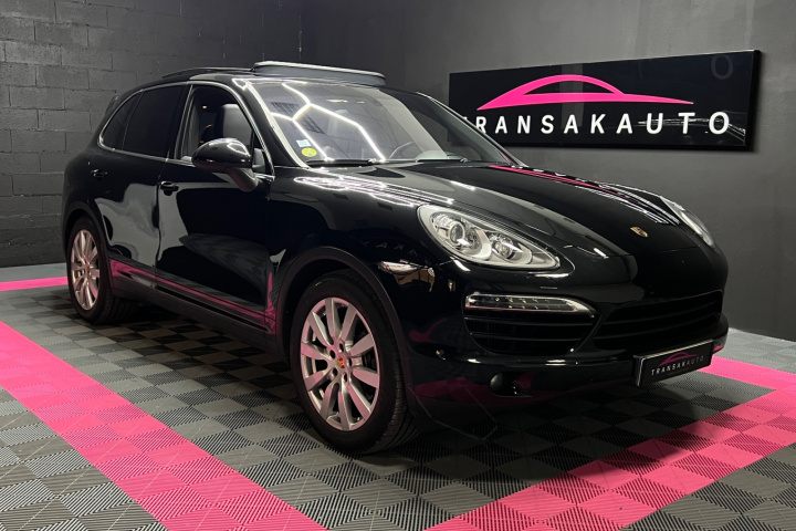 PORSCHE CAYENNE