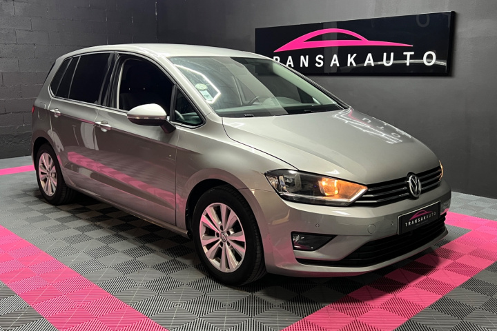 VOLKSWAGEN GOLF SPORTSVAN