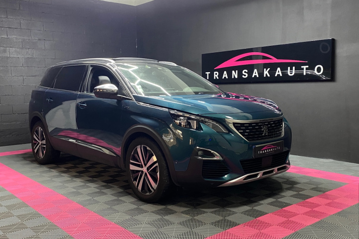 PEUGEOT 5008