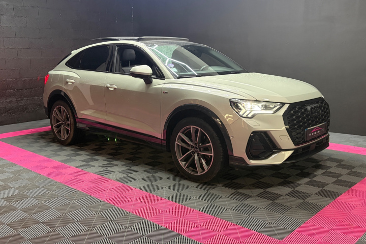 AUDI Q3 Sportback S Line